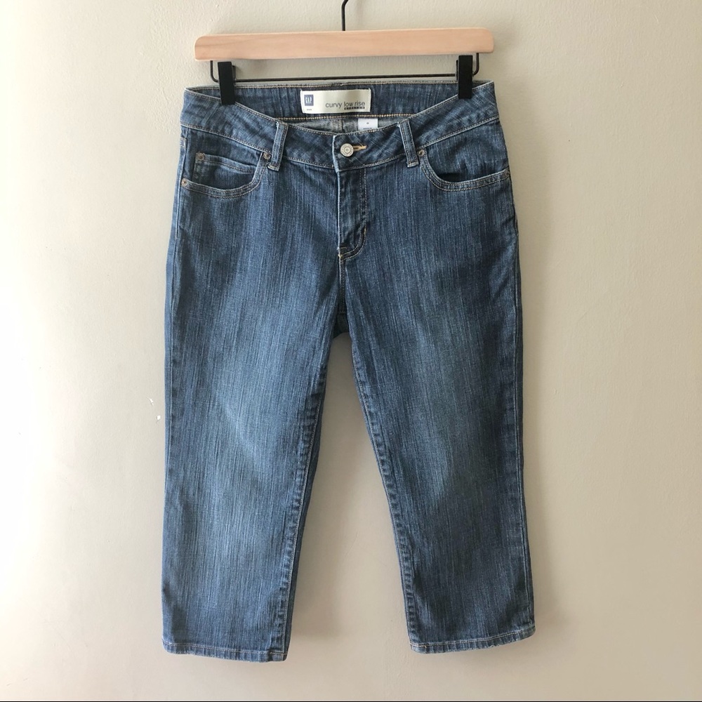 GAP FACTORY Curvy Low Rise Capri Jeans